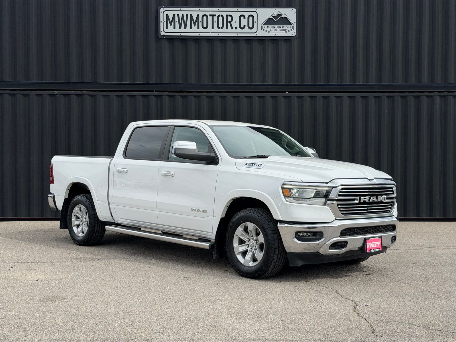 2022 RAM 1500 Laramie Crew Cab 4WD