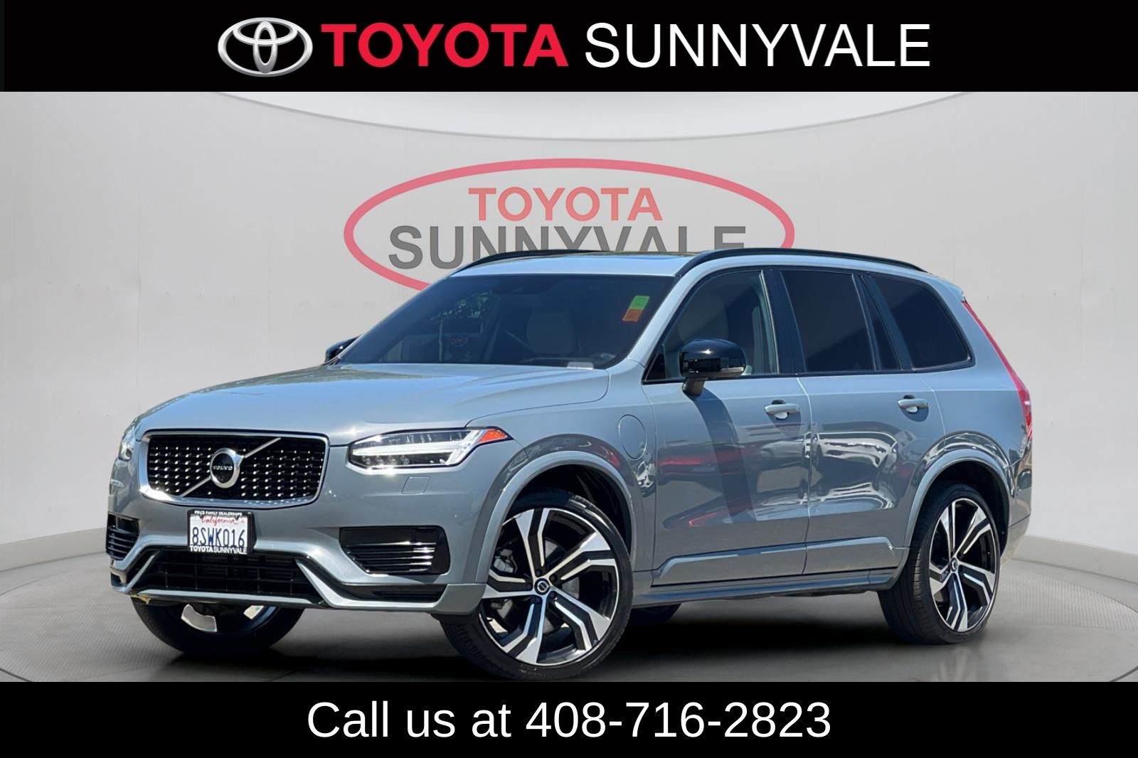 2020 Volvo XC90 T8 R-Design PHEV AWD's photo