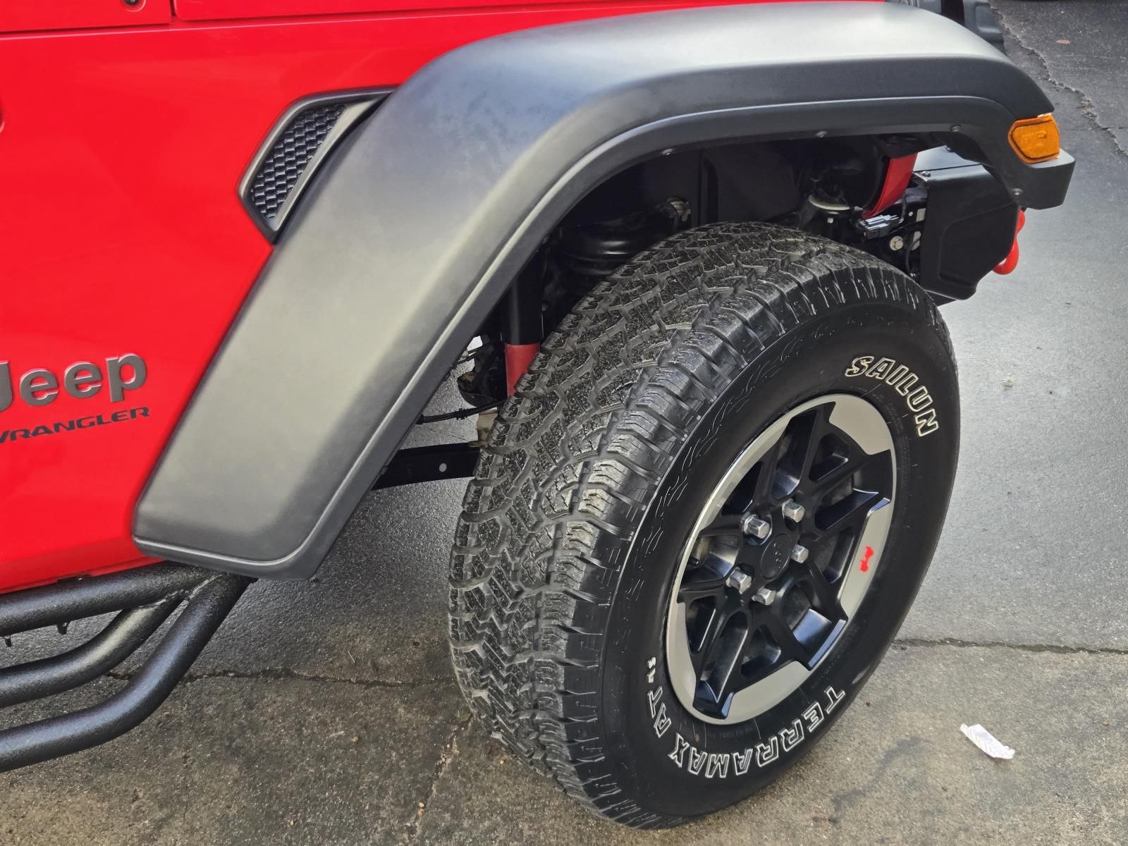 View vehicle photo 7