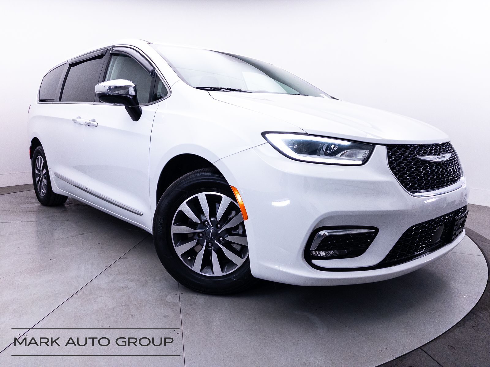 2023 Chrysler Pacifica Hybrid Limited