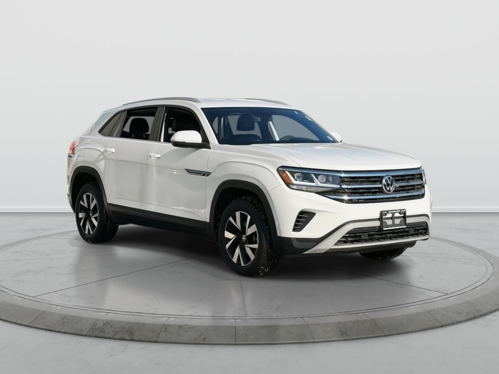 2022 Volkswagen Atlas Cross Sport 2.0T SE 4MOTION's photo