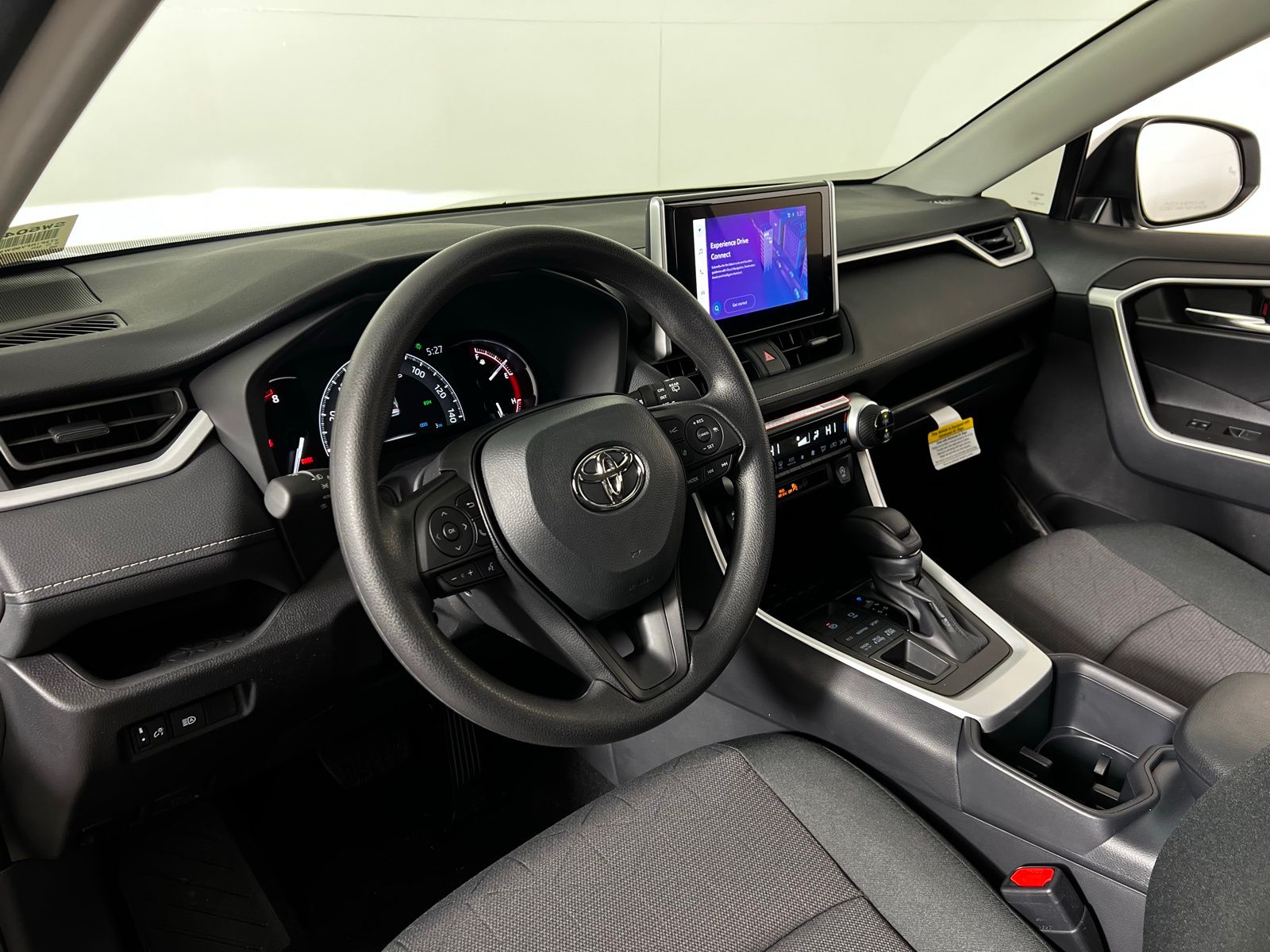 Thumbnail: 2025 Toyota RAV4 - 9