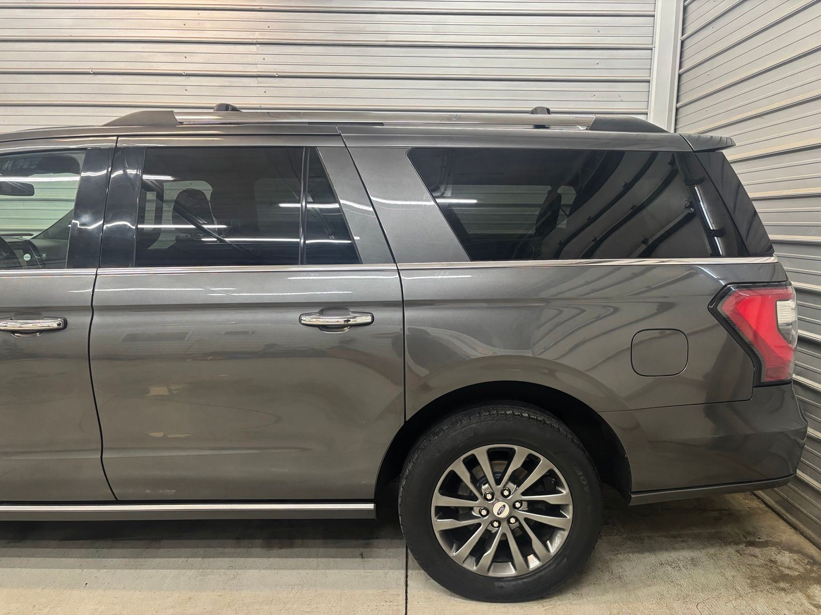Photo 5 of 2021 Ford Expedition MAX Limited