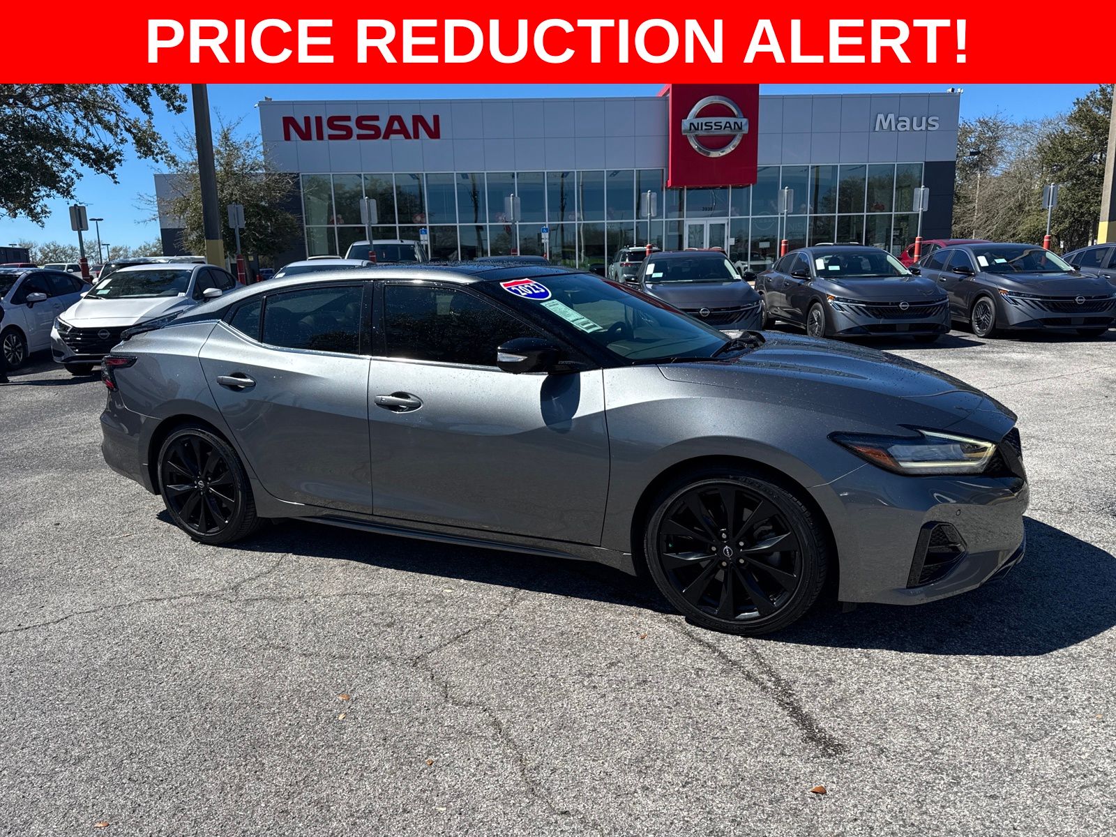 Gray (Gun Metallic) 2023 Nissan Maxima SR FWD Sedan Front-Wheel Drive Continuously Variable Transmission