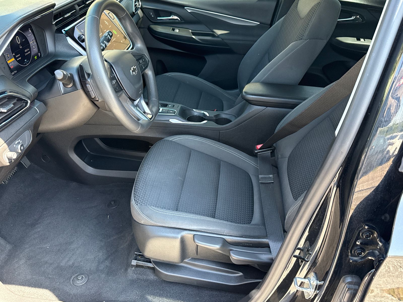 Used 2023 Black Chevrolet 1LT image 9