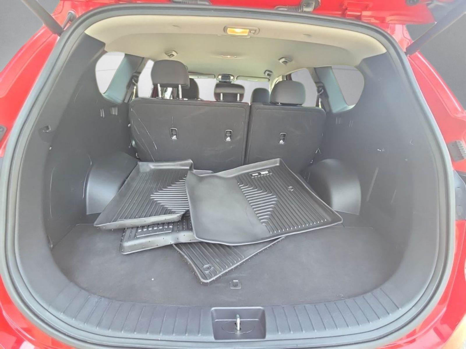 Used 2023 Red Hyundai SEL image 26