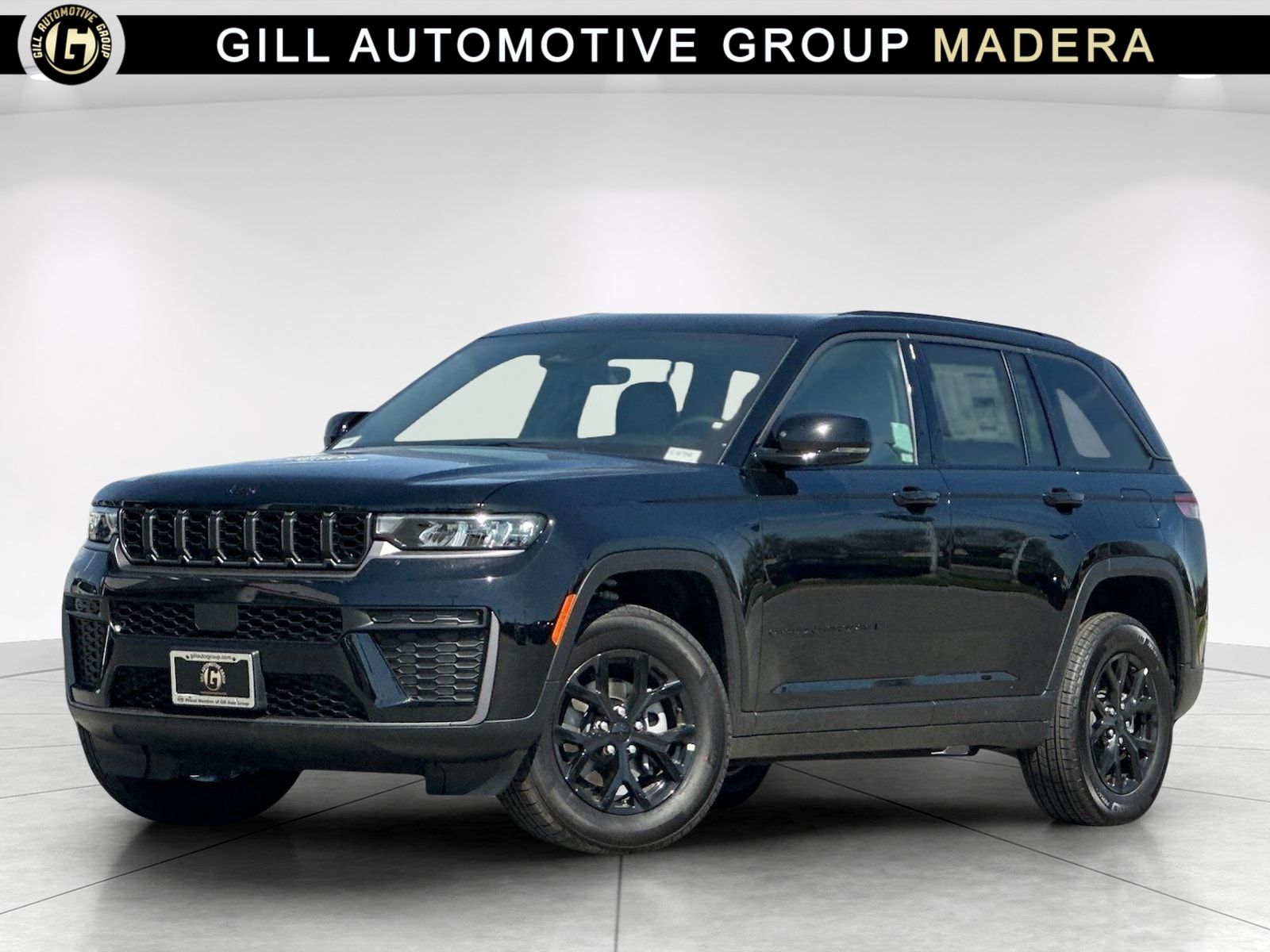 2026 Jeep Grand Cherokee Laredo