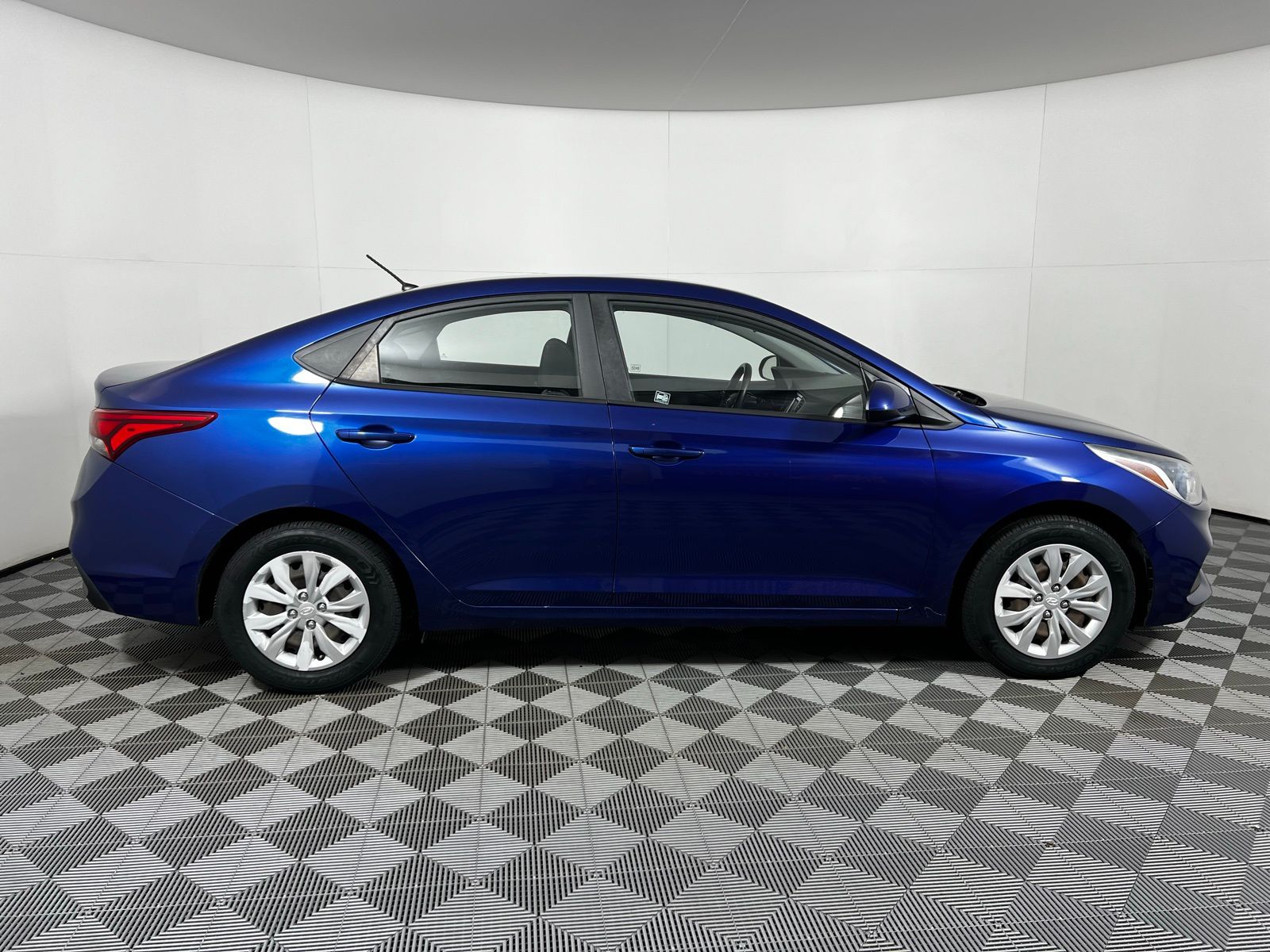 2019 Hyundai Accent SE 4