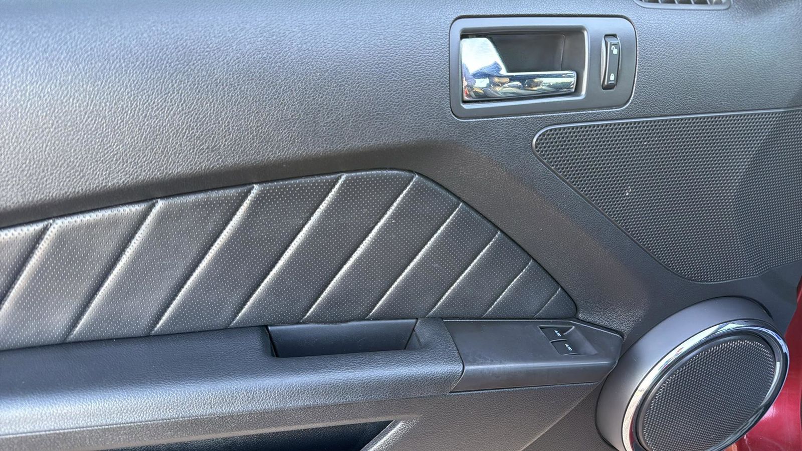 Used Car 2012 Ford Mustang  V6 Premium For Sale Under $12,000 In Austin, Texas