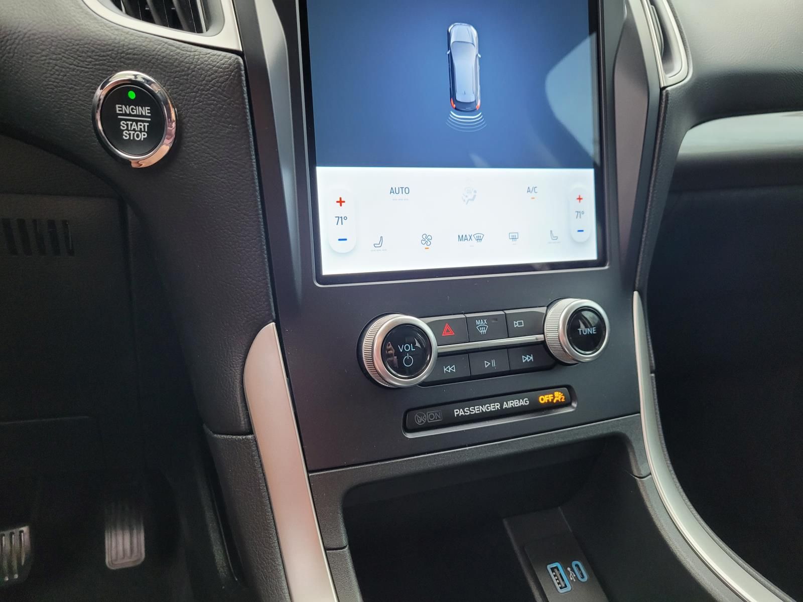 used 2024 Ford Edge car, priced at $26,990