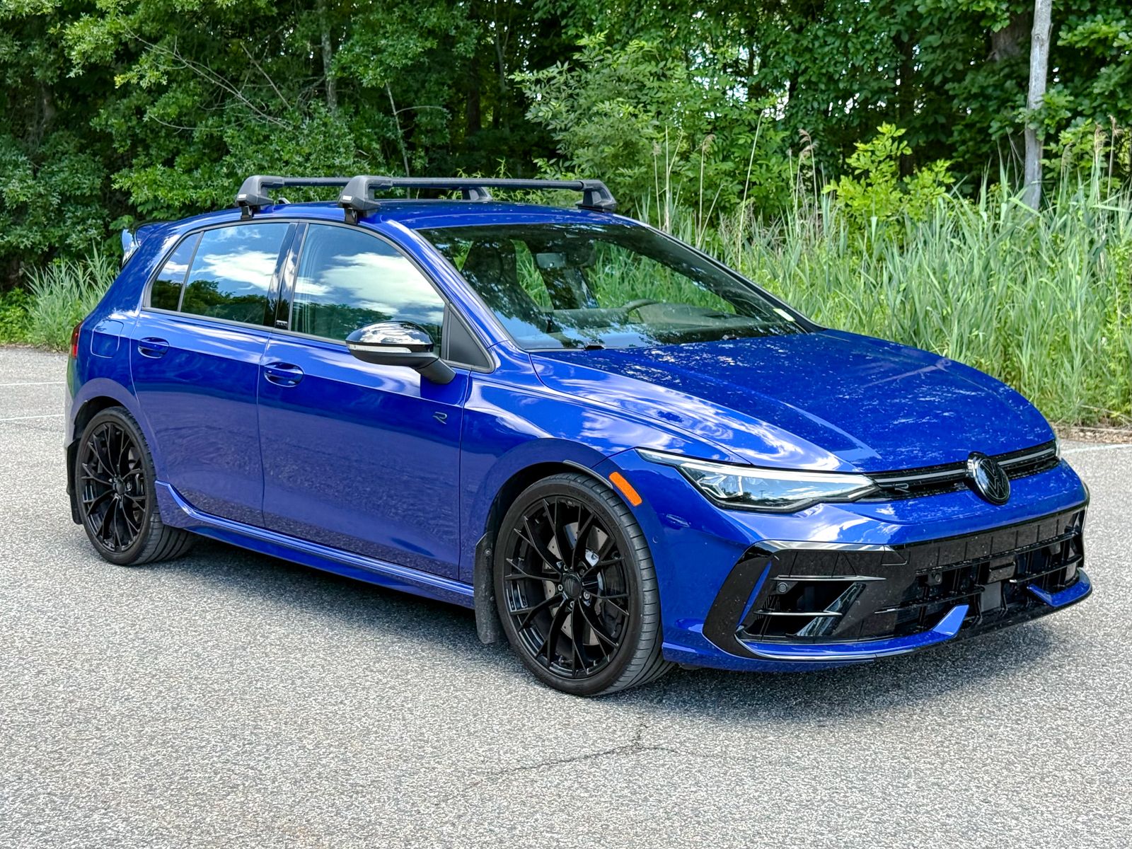 Lapiz Blue Metallic 2025 Volkswagen Golf R Hatchback All-Wheel Drive 7-Speed Dual Clutch