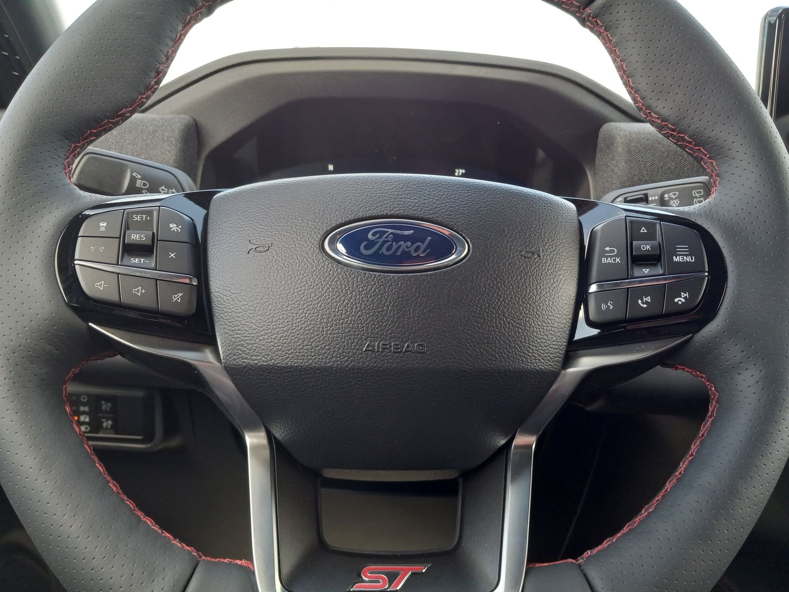 2026 Ford Explorer image 17