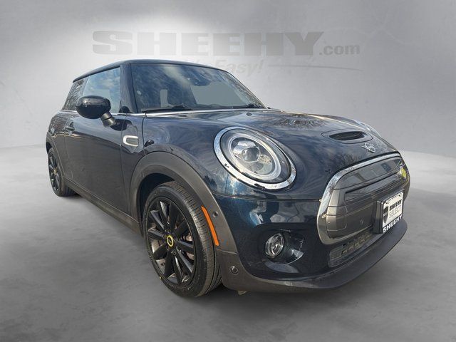 Used 2021 MINI Hardtop 2 Door SE with VIN WMWXP3C03M2P39460 for sale in Gaithersburg, MD