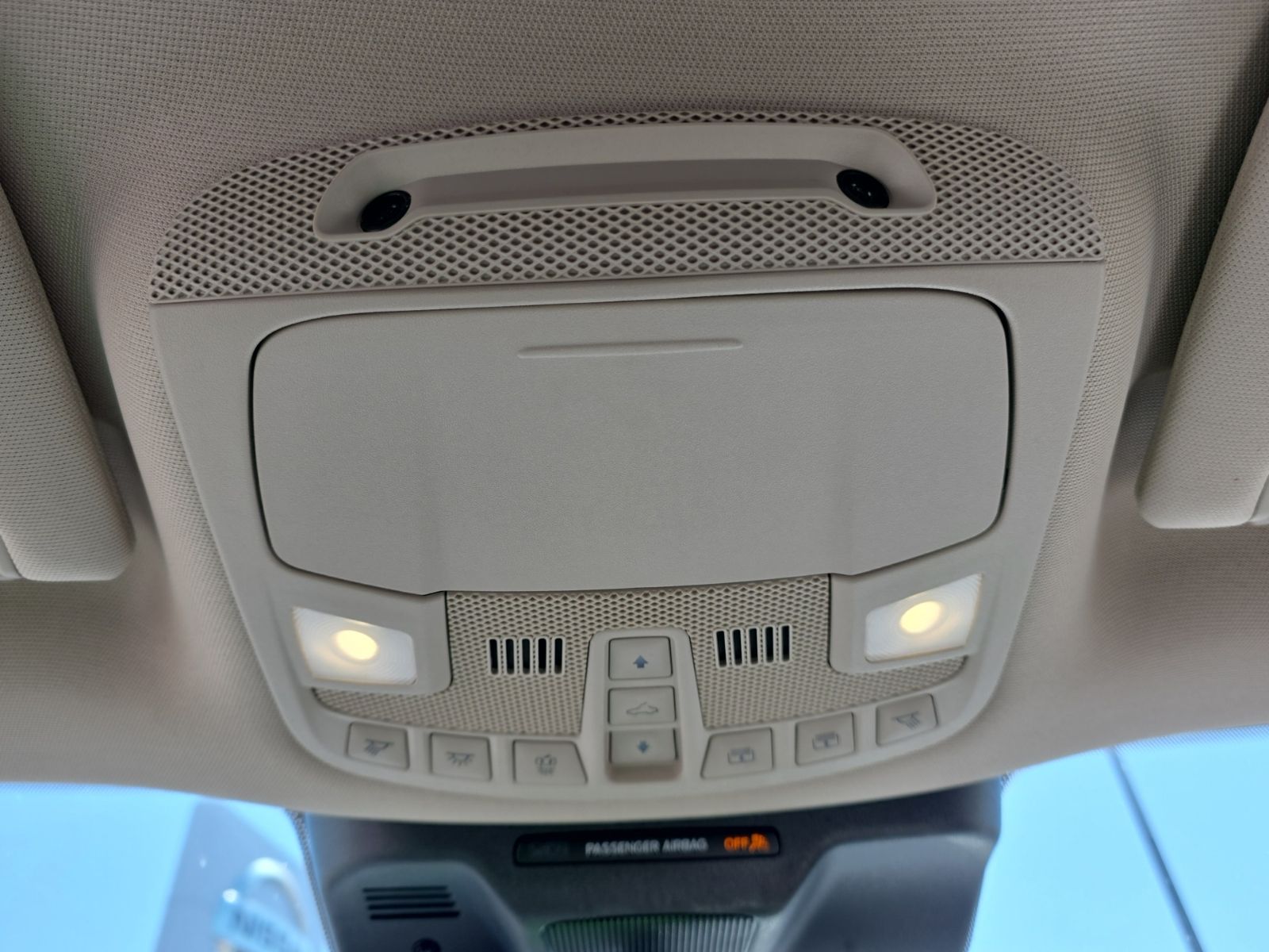 Used 2024 Silver Ford Limited image 23