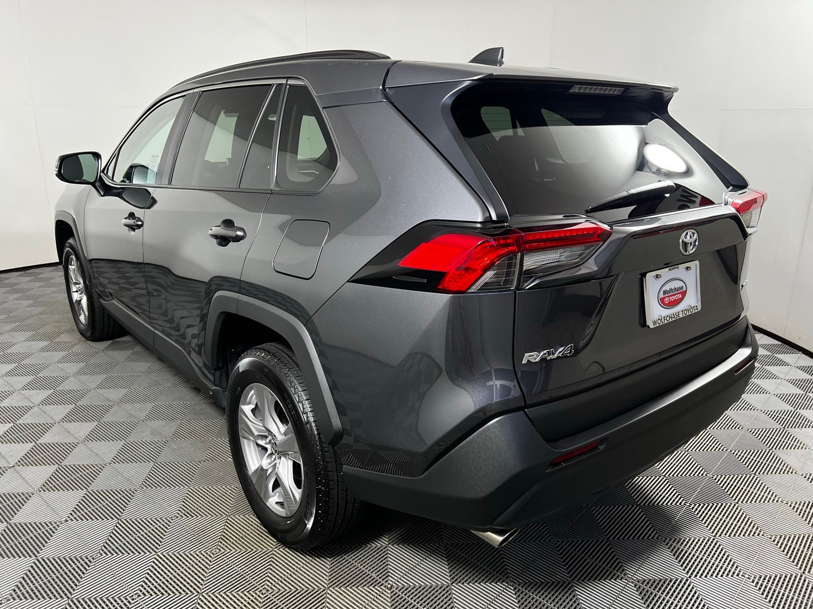 2023 Toyota RAV4 XLE 7