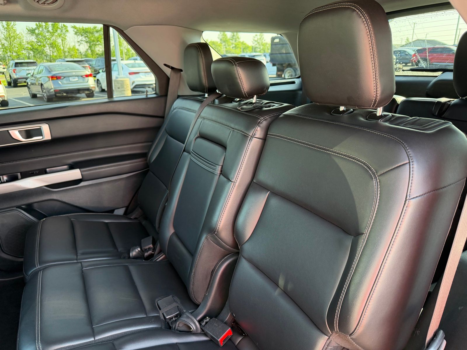 2024 Ford Explorer image 15