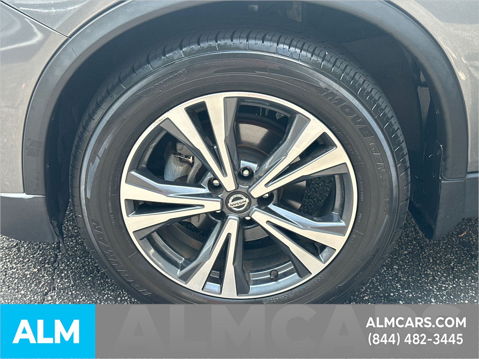 Used 2019 Gray Nissan SV image 12