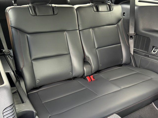 New 2026 Agate Black Metallic Ford ST-Line image 10