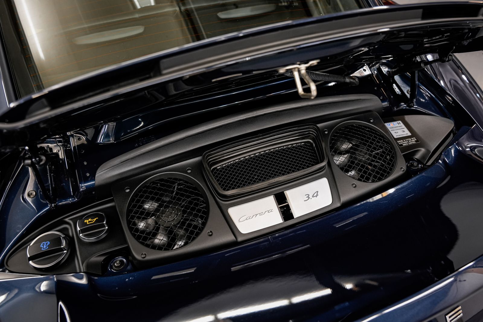 2014 Porsche 911 Carrera 4 — photo 38