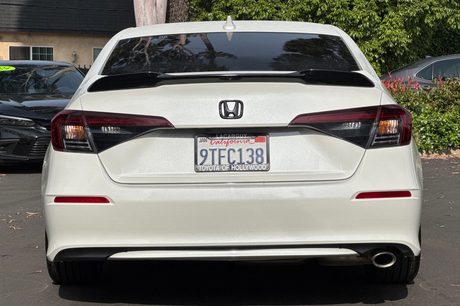 View vehicle photo 5