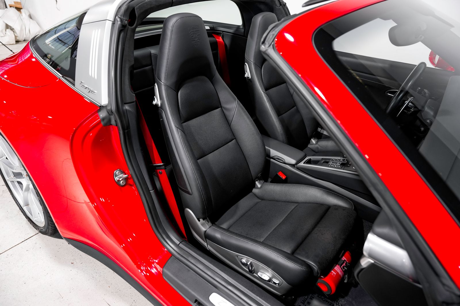 2015 Porsche 911 Targa 4S — photo 31
