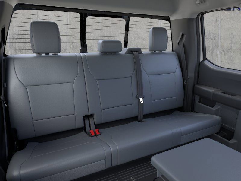 New 2025 Oxford White Ford XL image 14