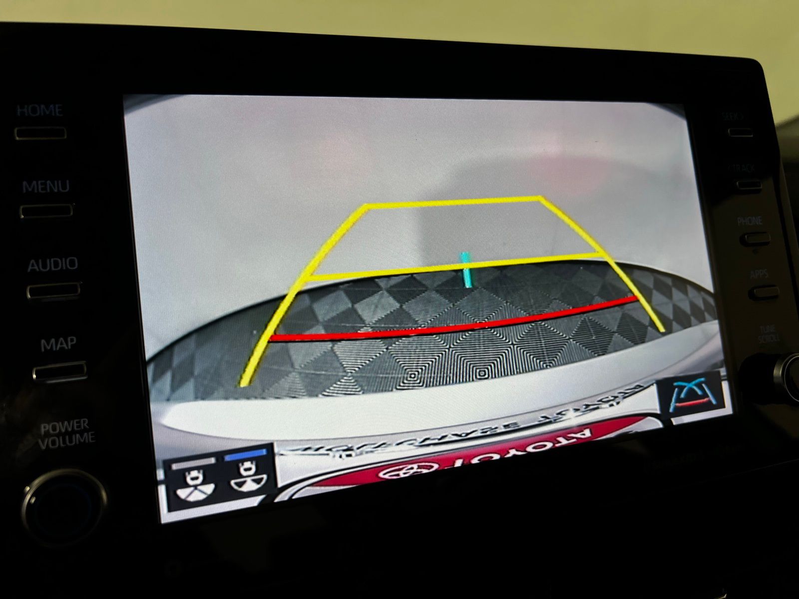 Thumbnail: 2023 Toyota Camry - 19