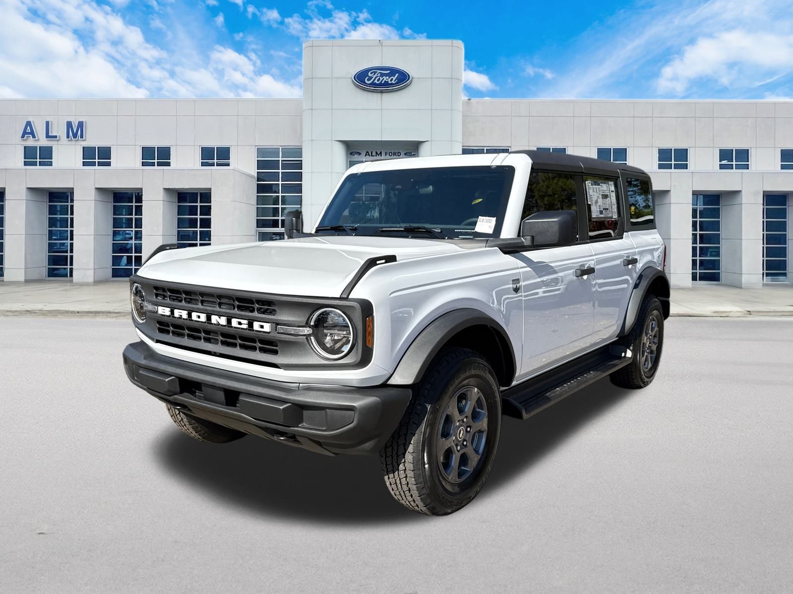 2025 Ford Bronco 4-Door Big Bend's photo