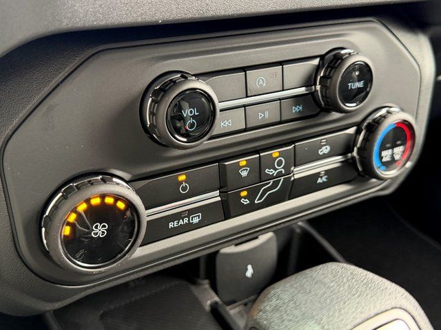 New 2025 Azure Gray Metallic Tri-Coat Ford Base image 38