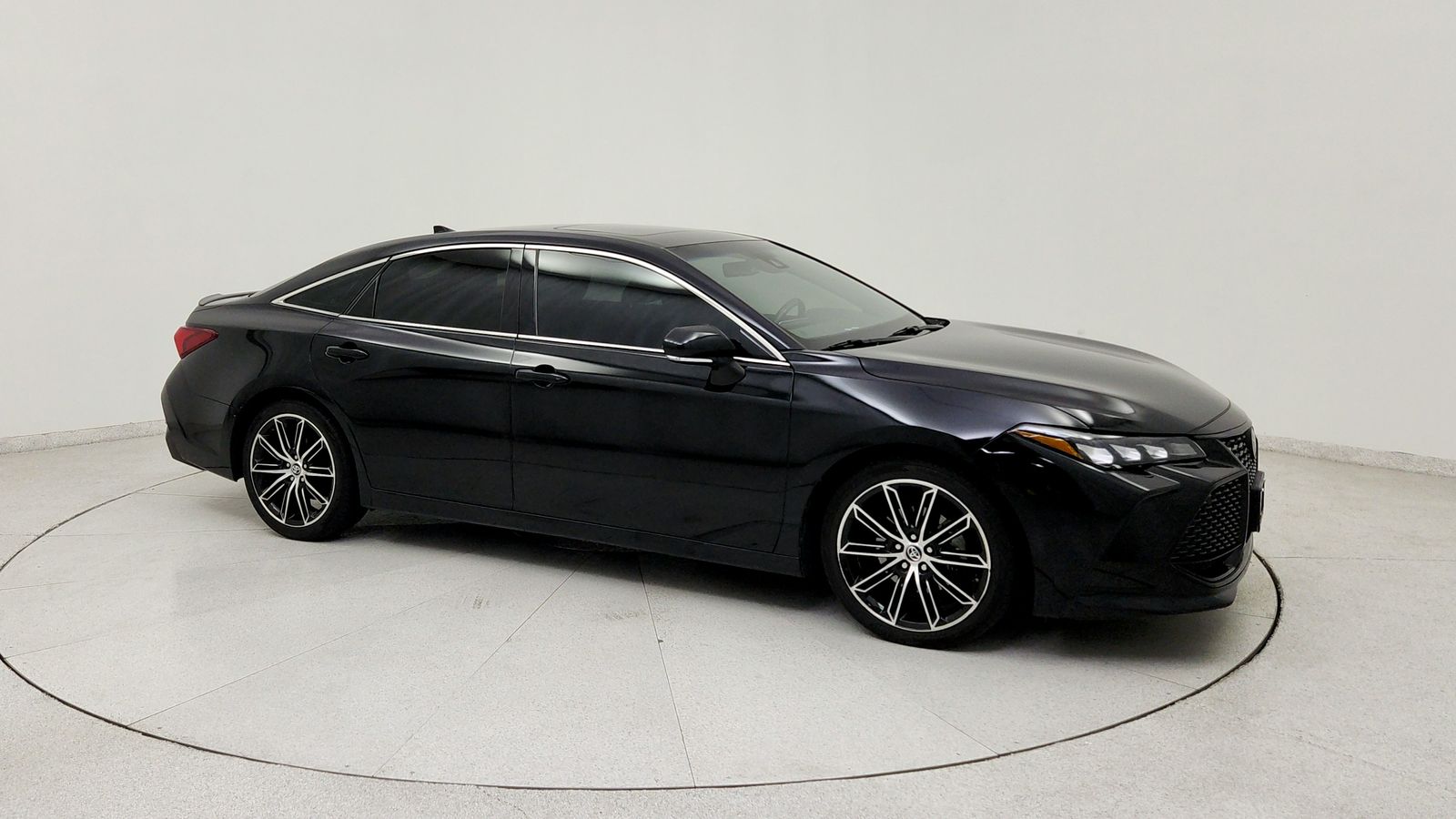 Used 2019 Black Toyota XSE image 9