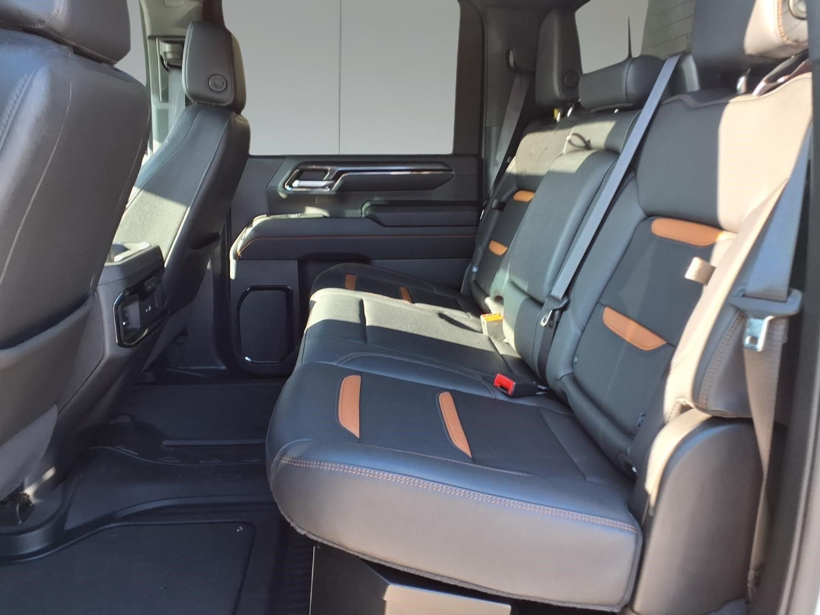 2024 GMC Sierra 2500HD AT4 White at Big Star Buick GMC