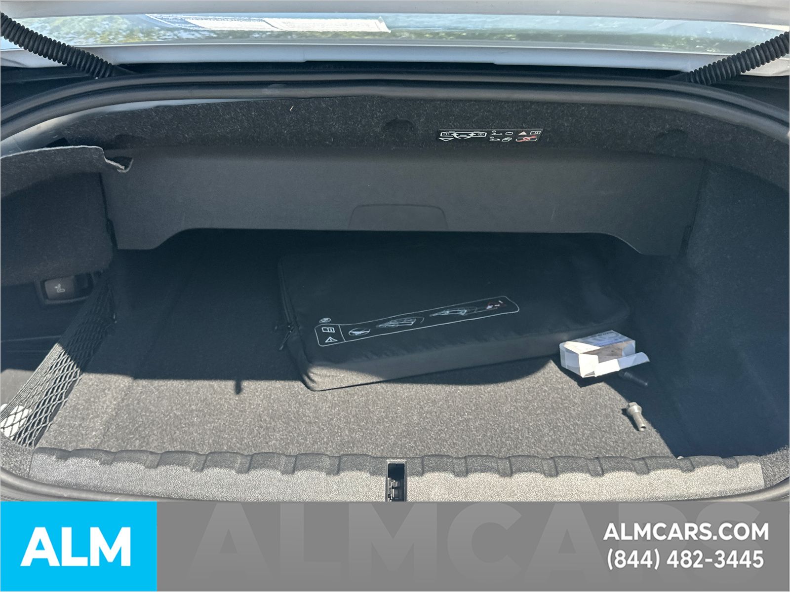 Used 2025 White BMW M440i image 18