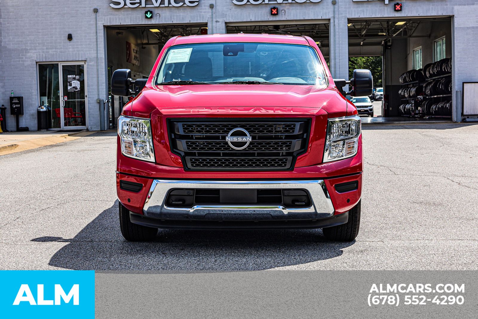 2024 Nissan Titan SV photo 10