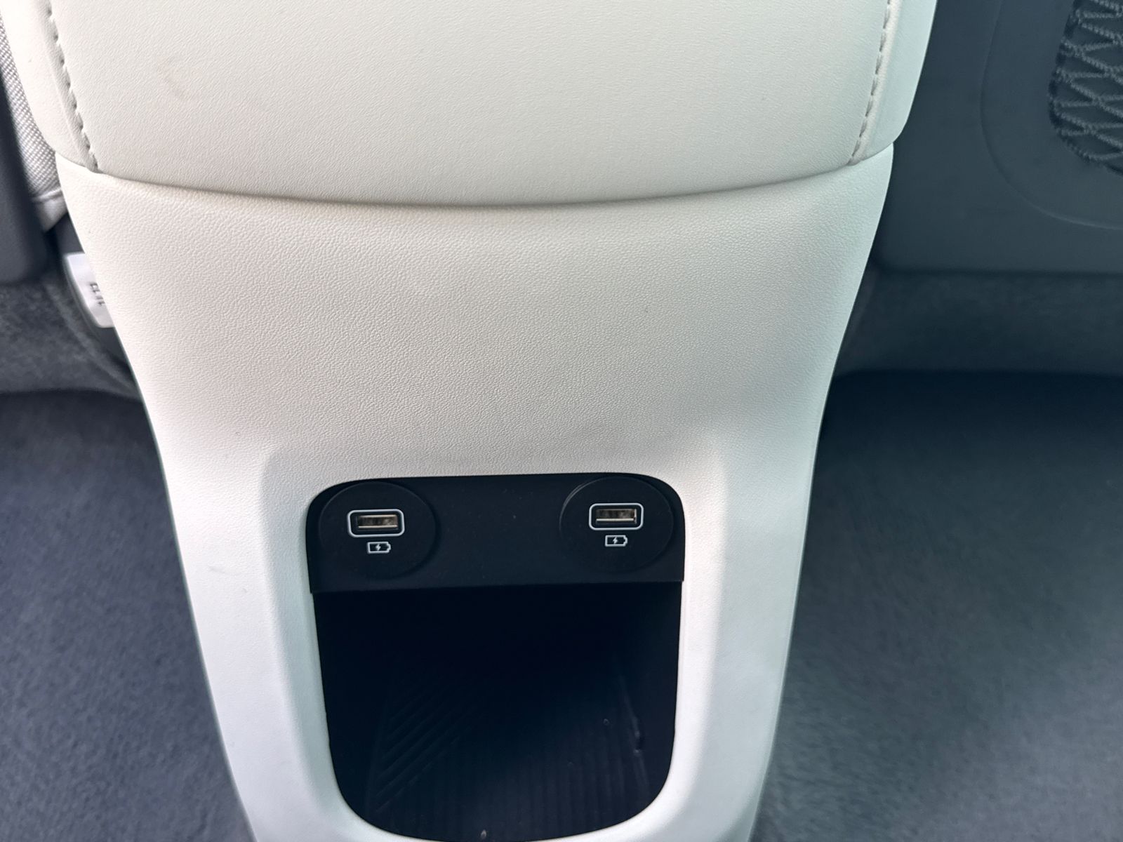 Used 2024 Gray Hyundai Limited image 25