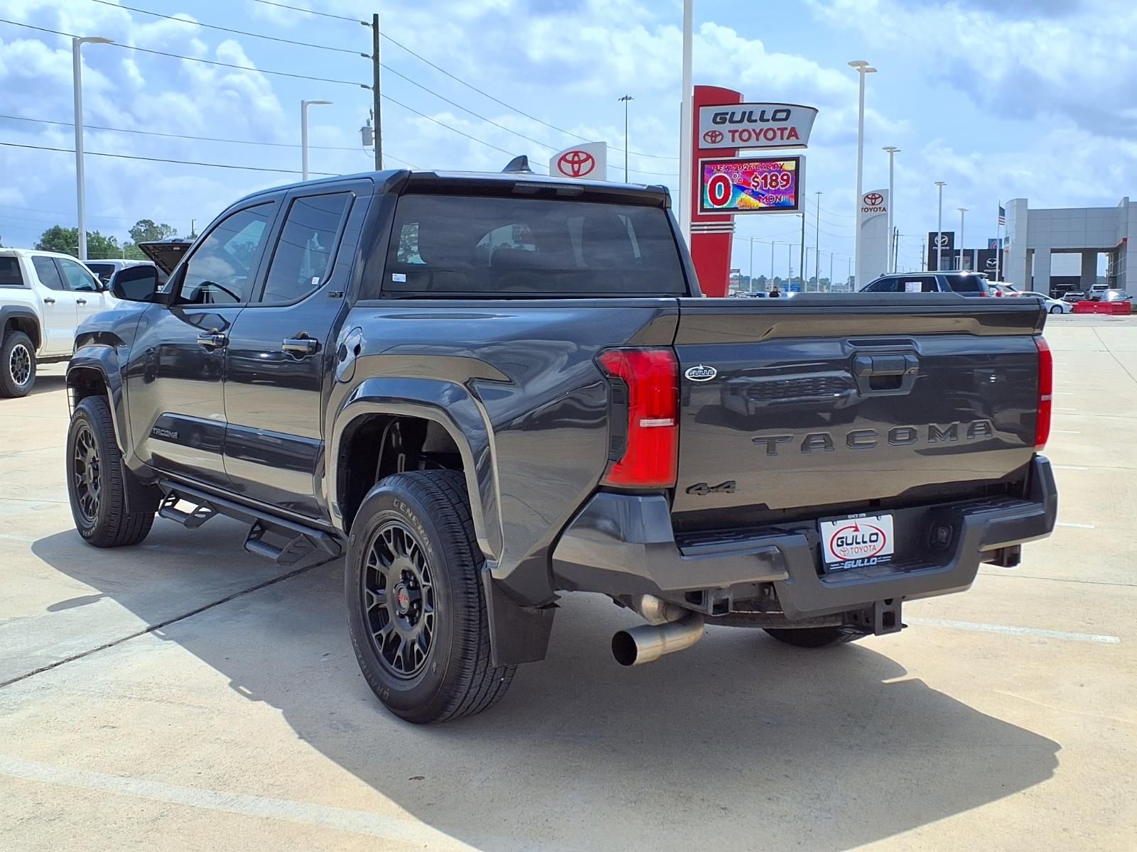 2024 Toyota Tacoma SR5 - 1