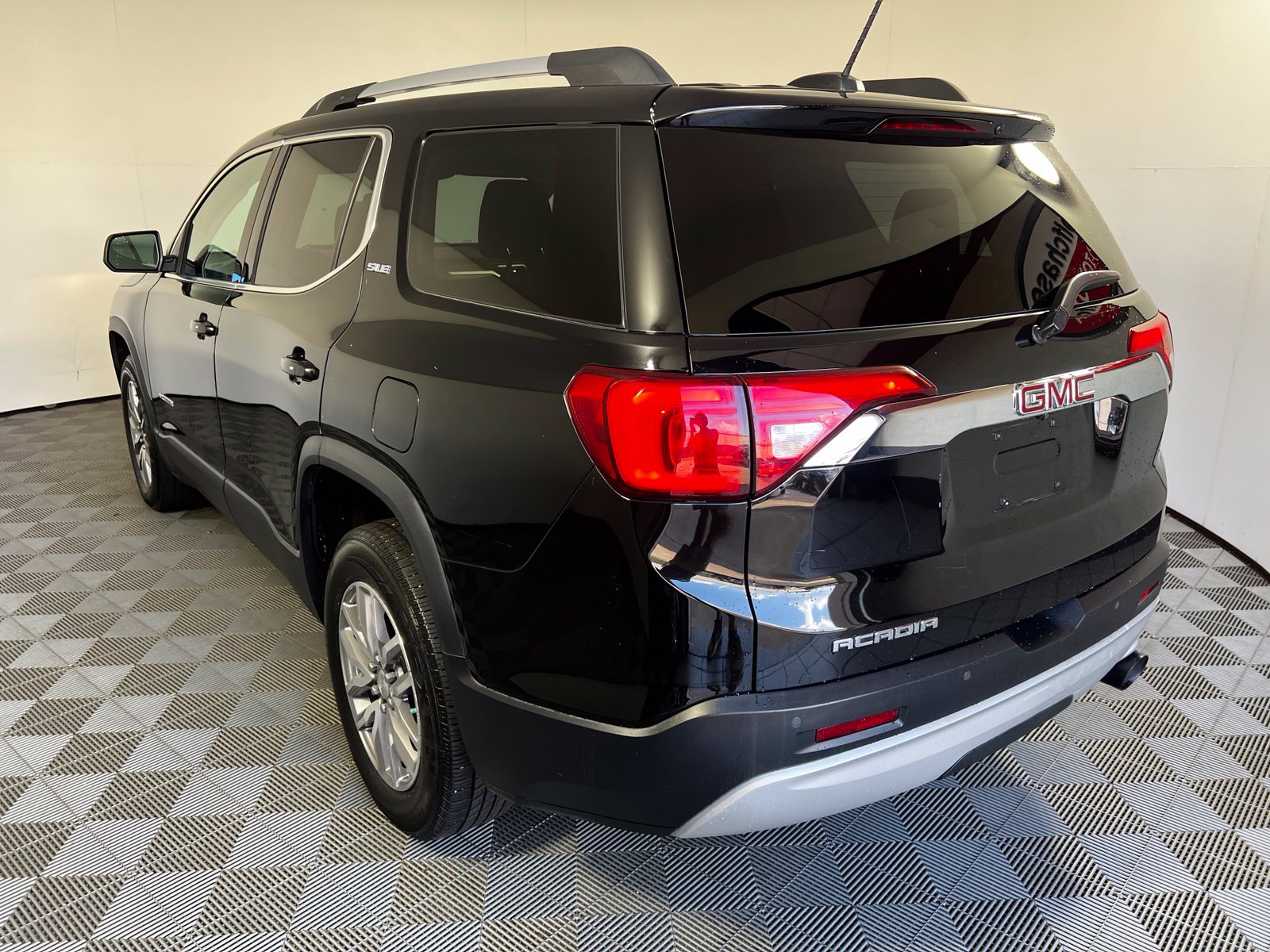 Thumbnail: 2017 GMC Acadia - 7