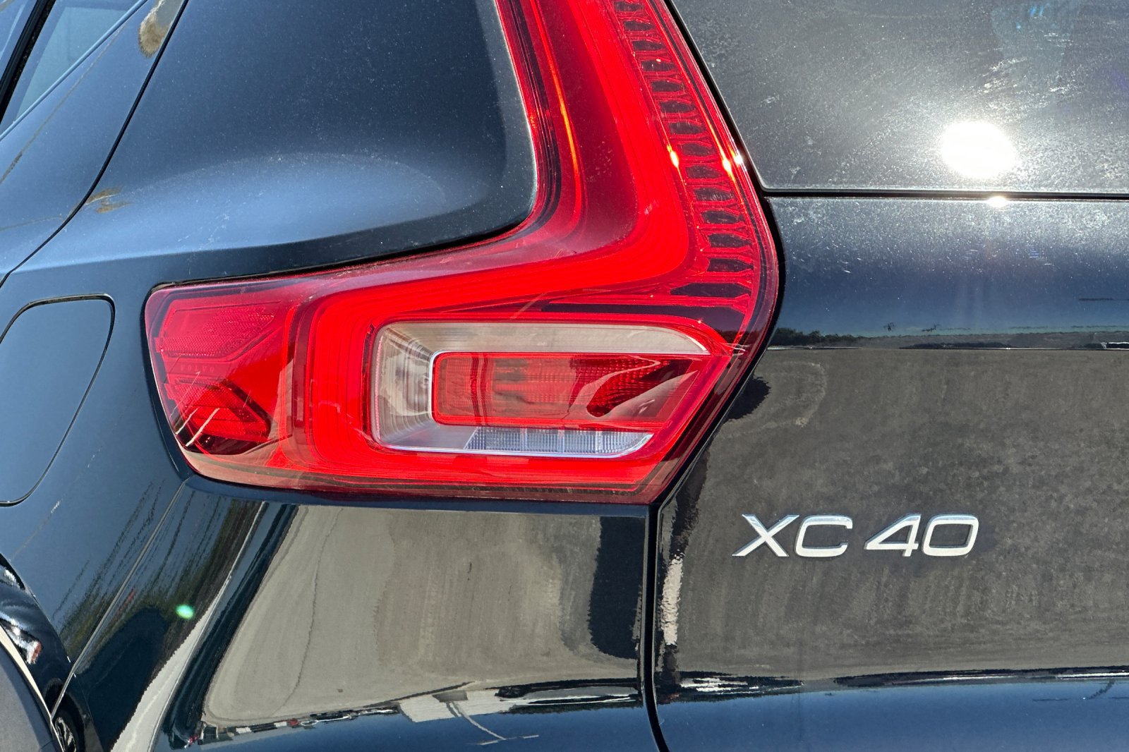 2023 Volvo XC40