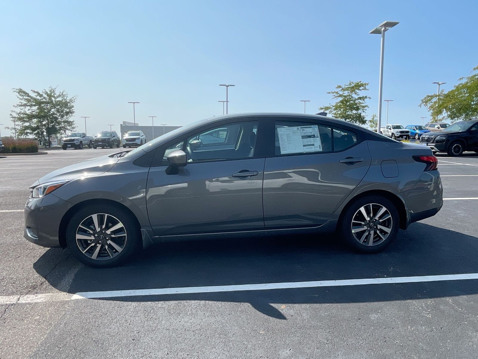 2024 Nissan Versa 1.6 SV 30