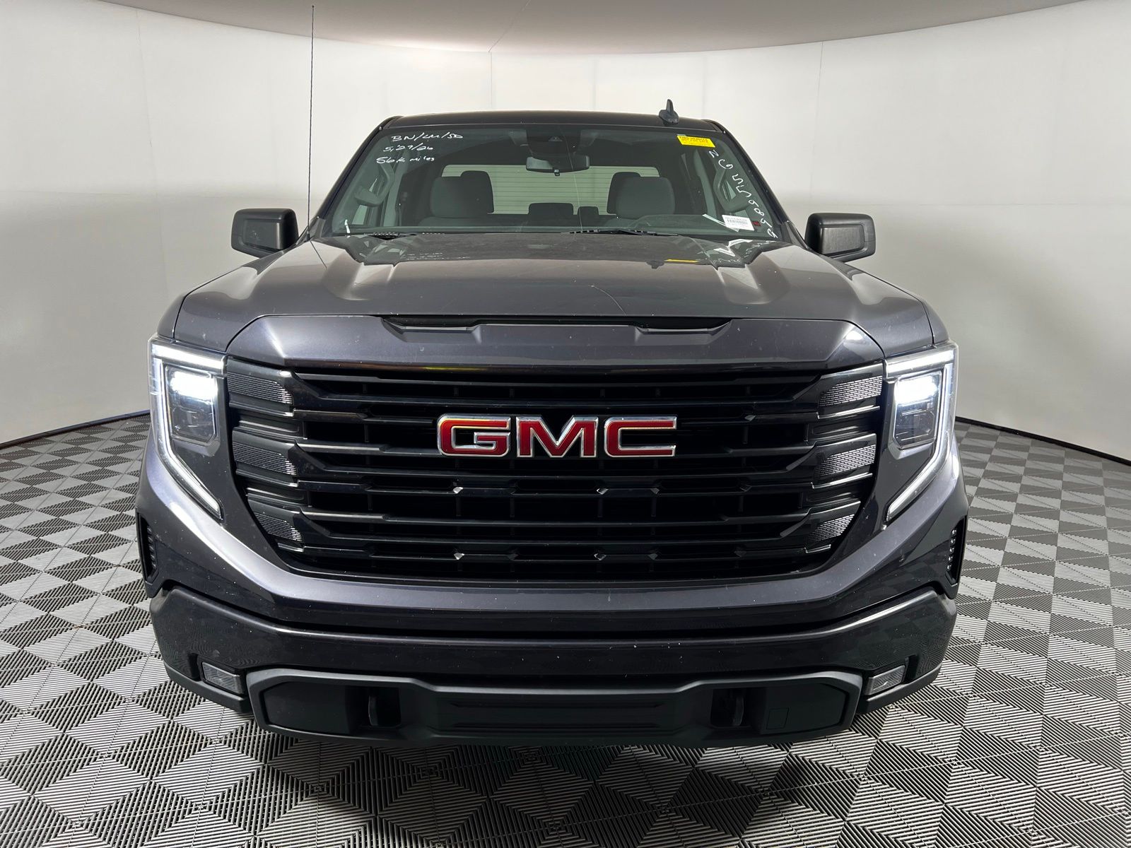 Thumbnail: 2022 GMC Sierra 1500 - 2