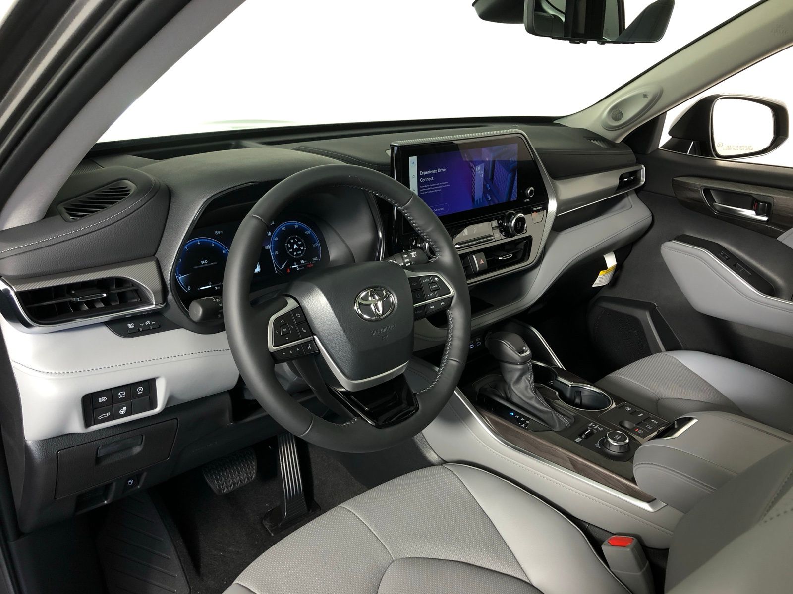 2025 Toyota Highlander Platinum 9