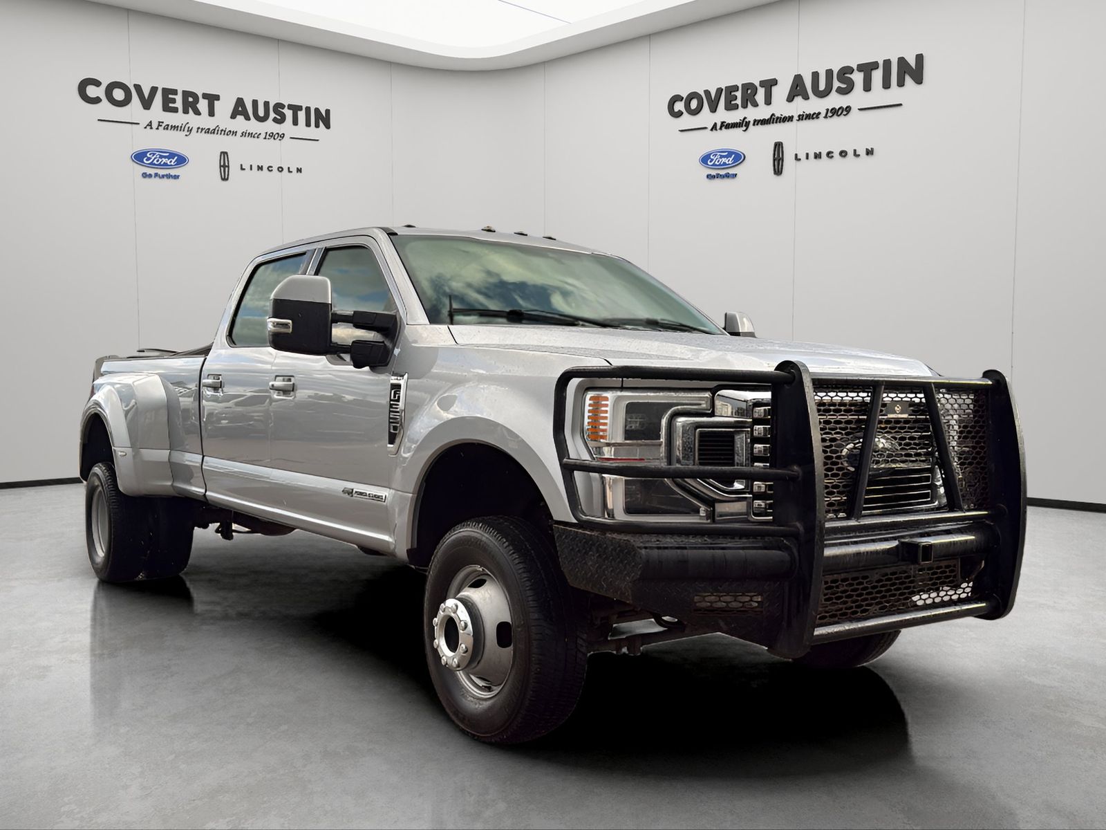 Used Car 2022 Ford F-350sd  Lariat For Sale Under $60,000 In Austin, Texas