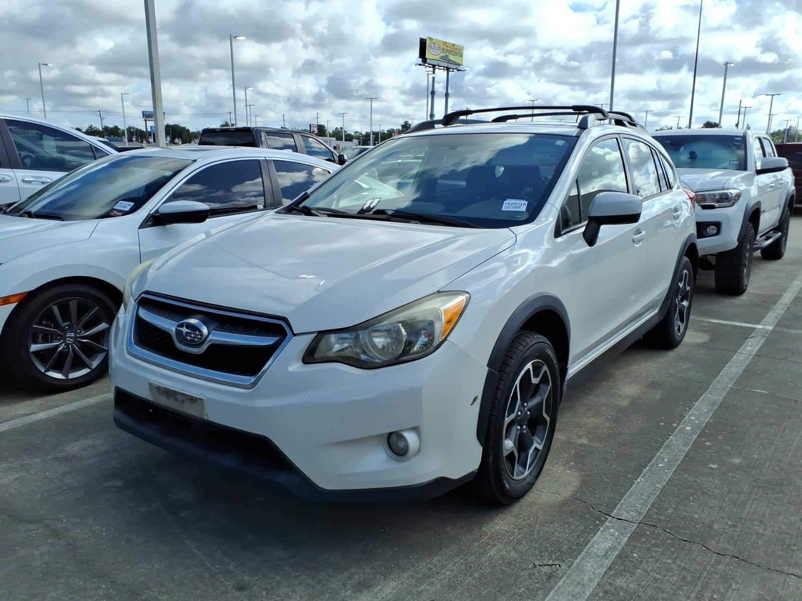 2015 Subaru XV Crosstrek 2.0i Premium White at AutoSavvy Houston Northwest