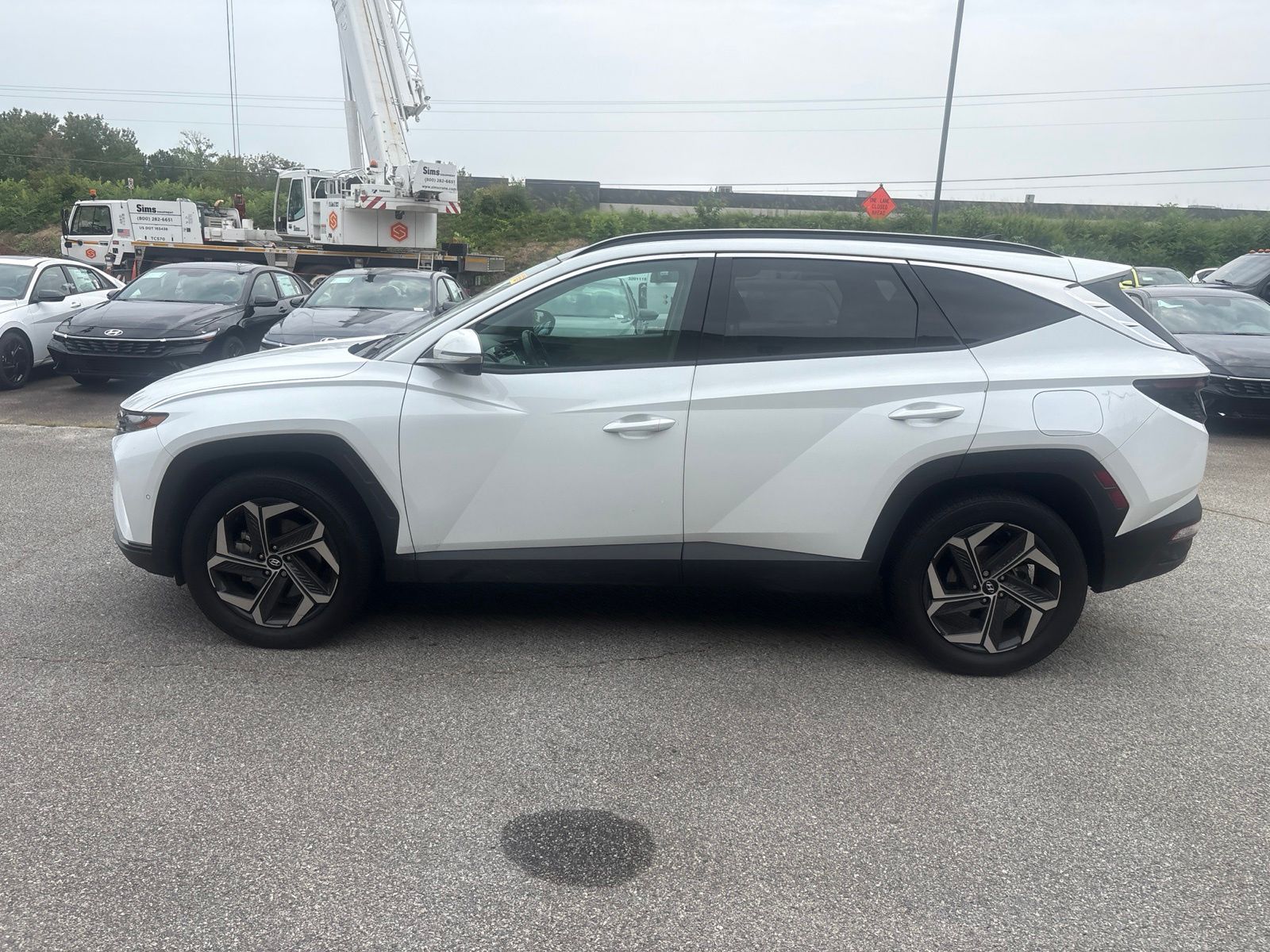 Used 2024 White Hyundai Limited image 3