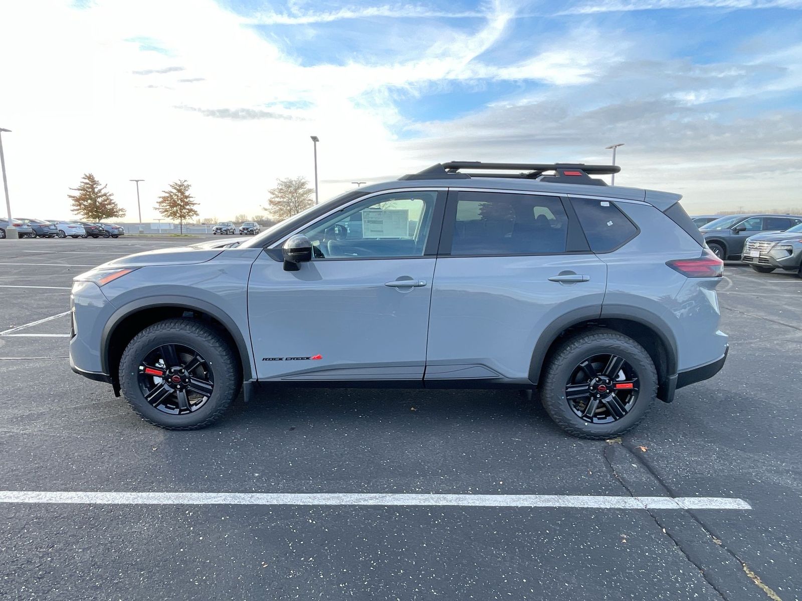 2025 Nissan Rogue Rock Creek 28