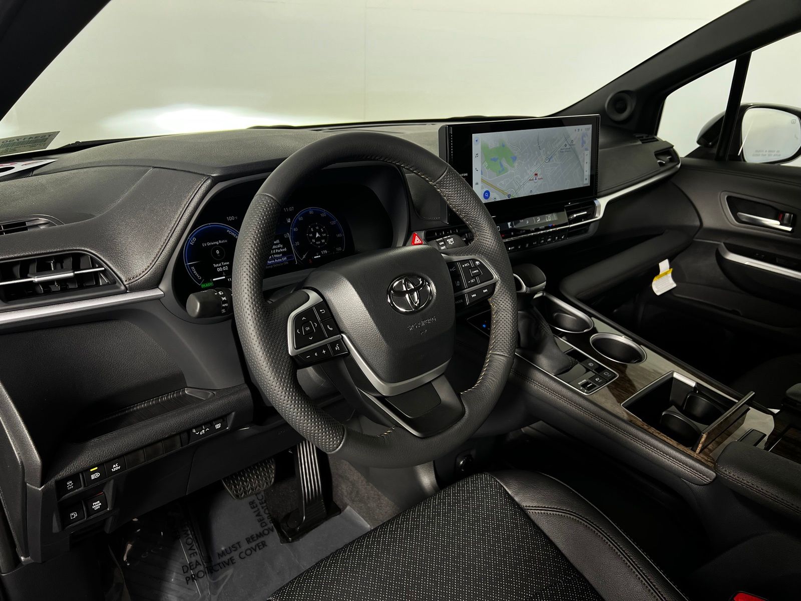Thumbnail: 2026 Toyota Sienna - 12