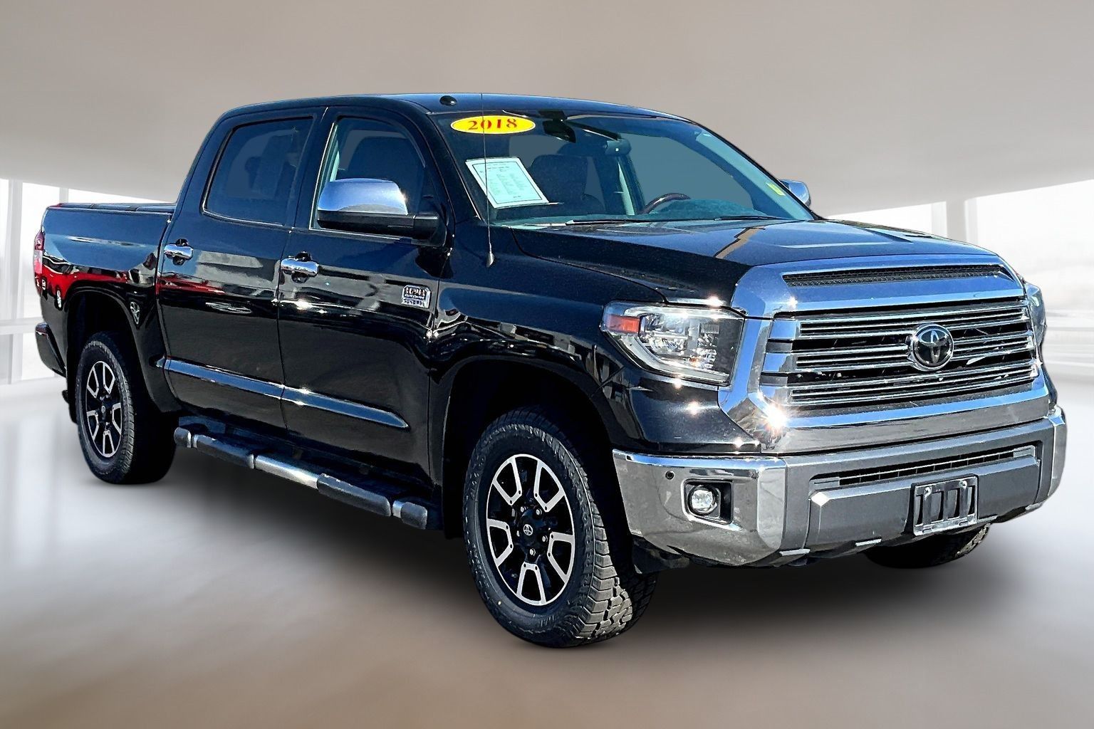 Midnight Black Metallic 2018 Toyota Tundra Pickup Truck Four-Wheel Drive 6-Speed Automatic Overdrive