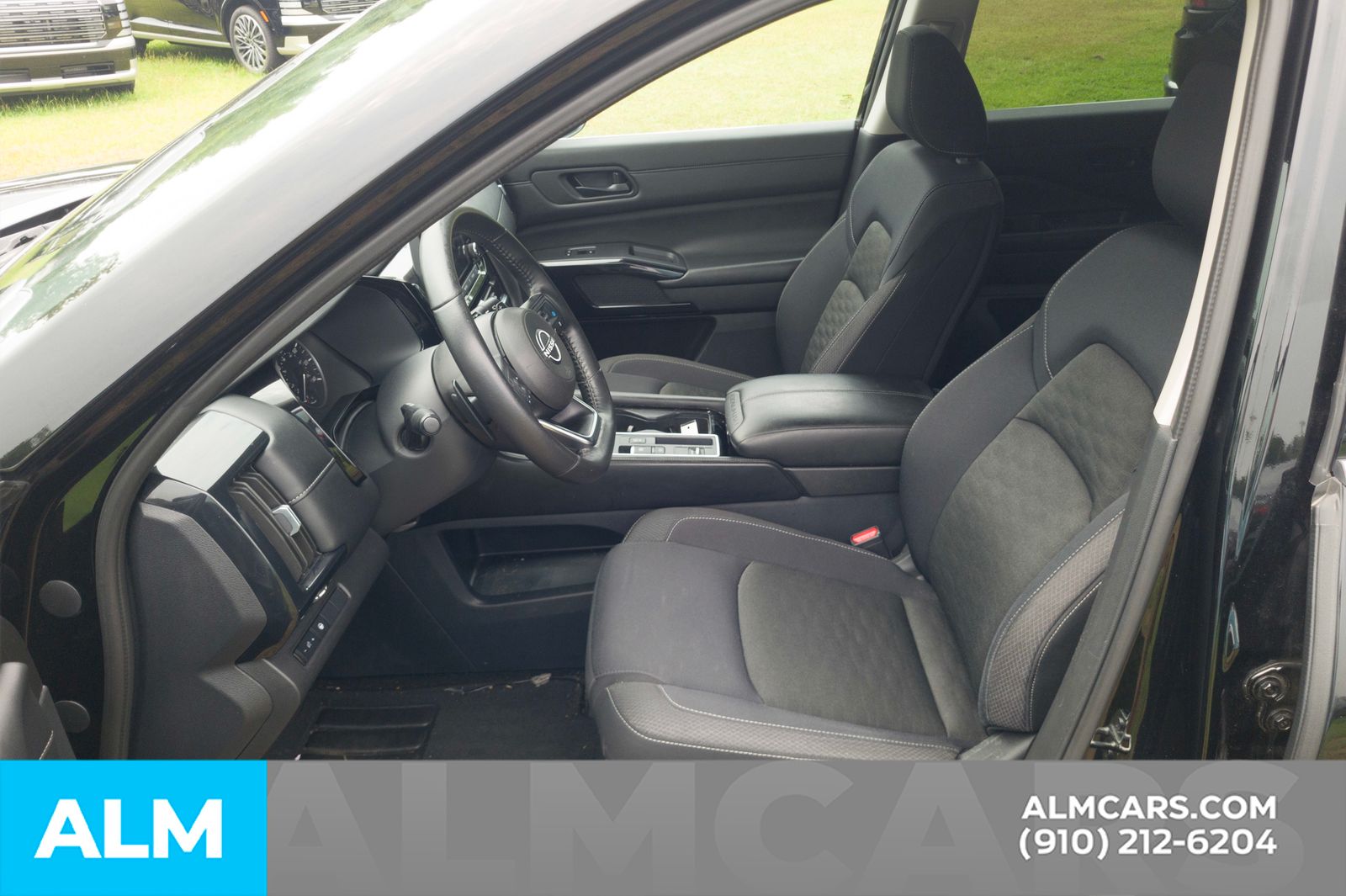 Used 2024 Super Black Nissan SV image 6