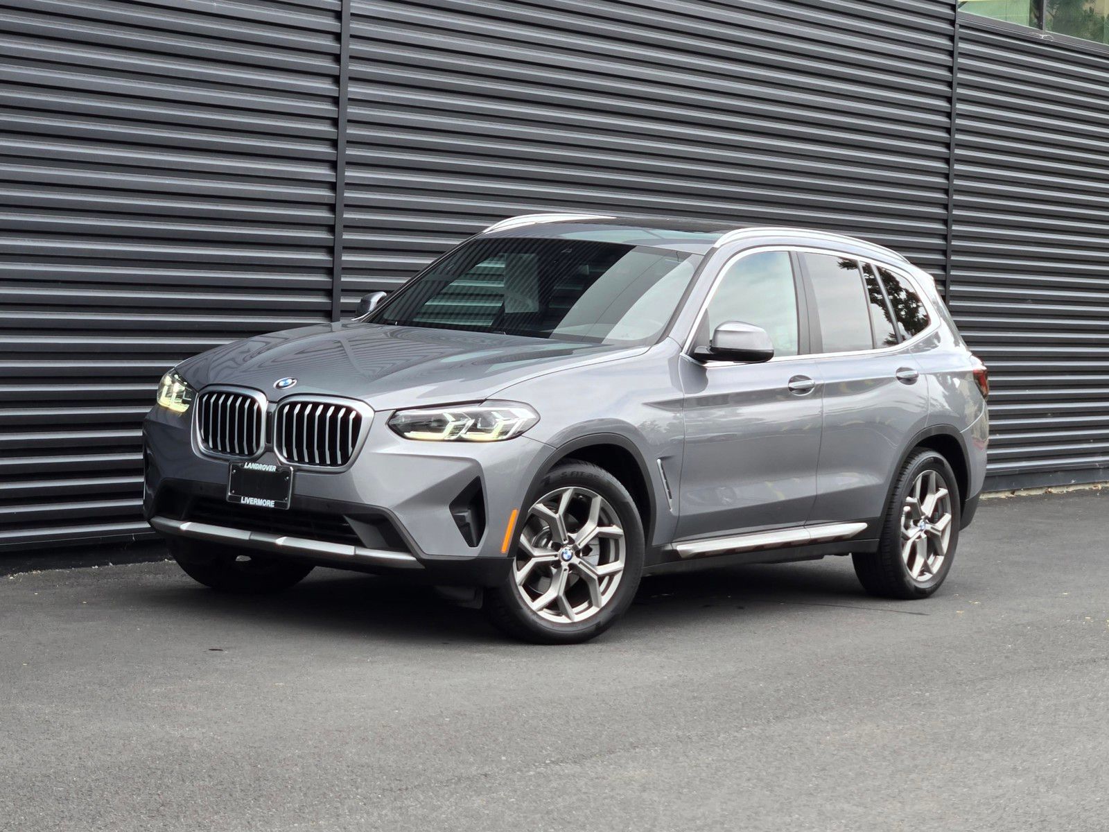 2023 BMW X3 sDrive30i — full photo 1 of 45