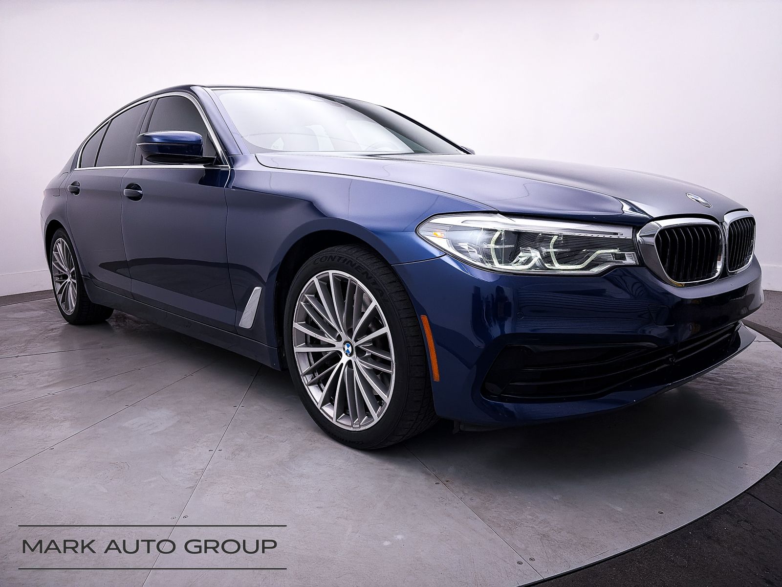 2019 BMW 5 Series 540i
