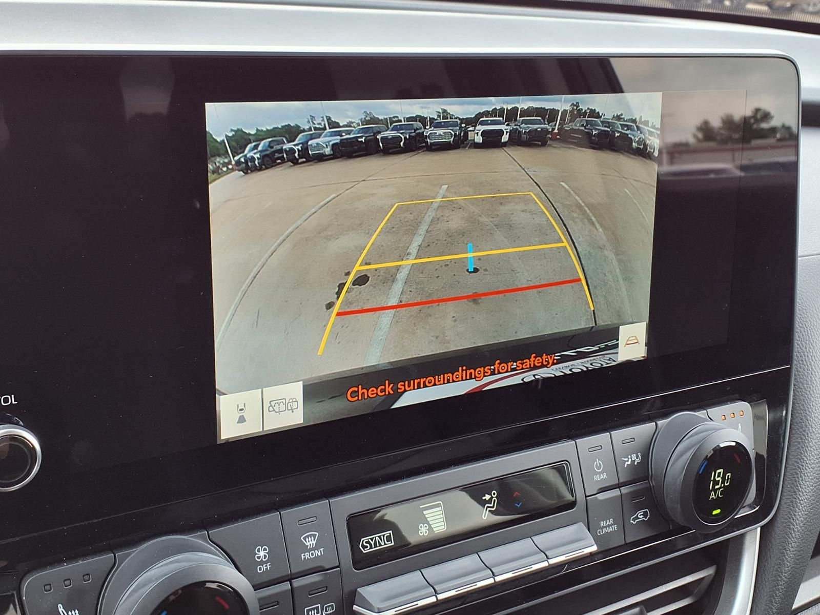 2024 Toyota Grand Highlander XLE - 10